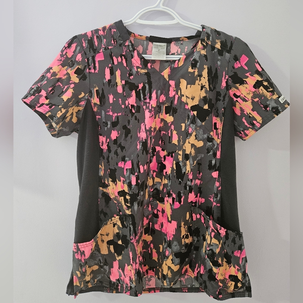 Cherokee Scrub Top. Size small.